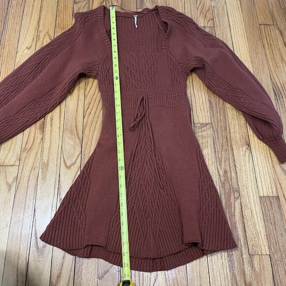 Free People Emmaline Mini Sweater Dress Cut Out‎ Back in Burnt Orange Small - Picture 9 of 10